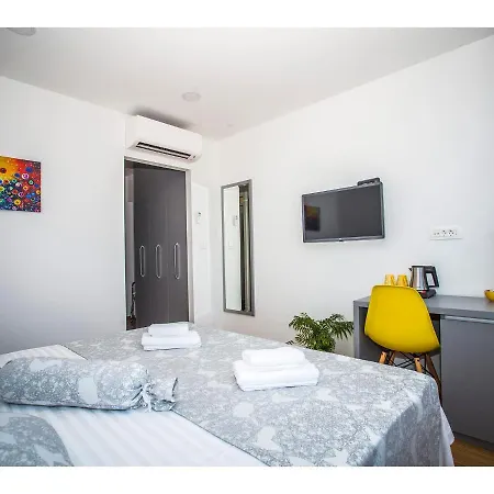 Tower 4* Split