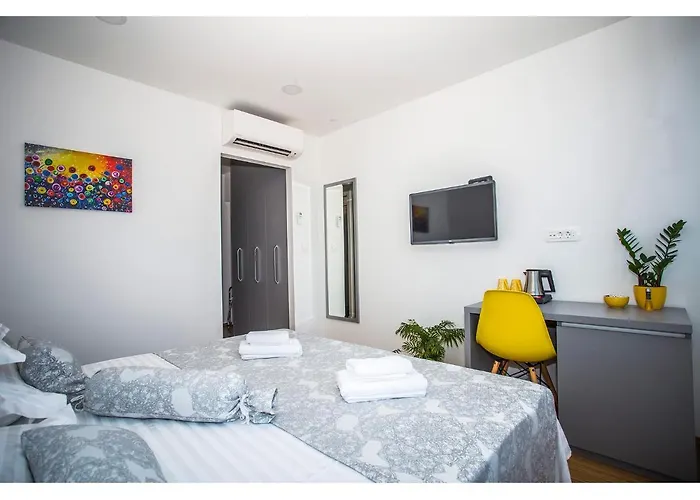 Tower 4* Split